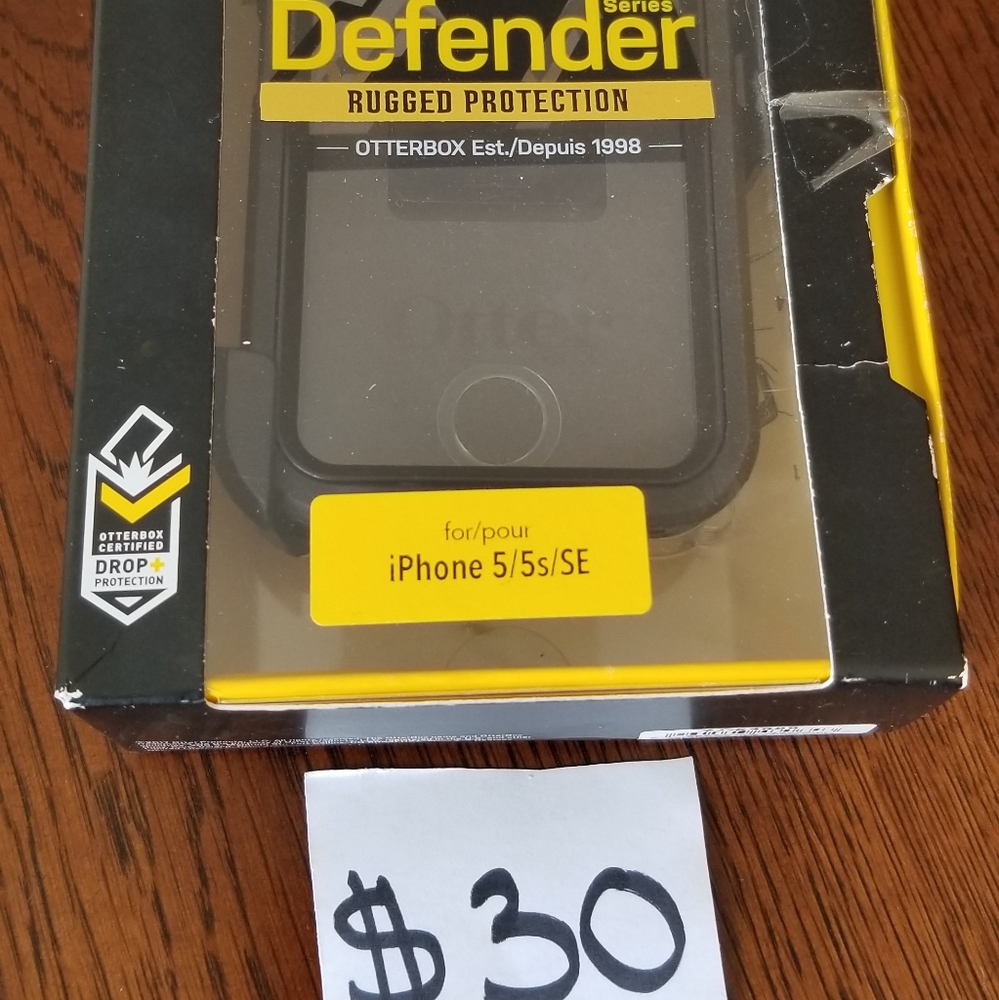 Phone cases - Picture 2 of 8